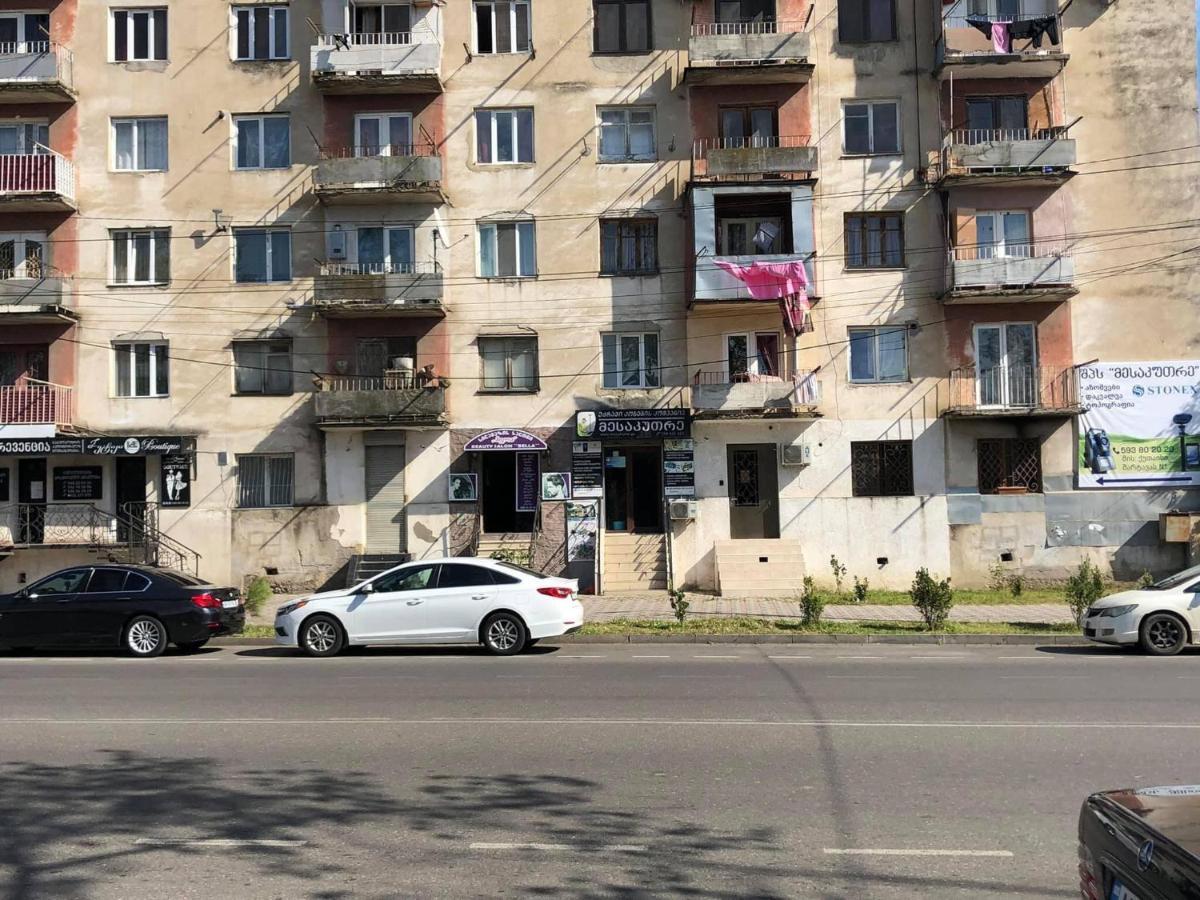 Shartava #1 Appartement Koetaisi Buitenkant foto