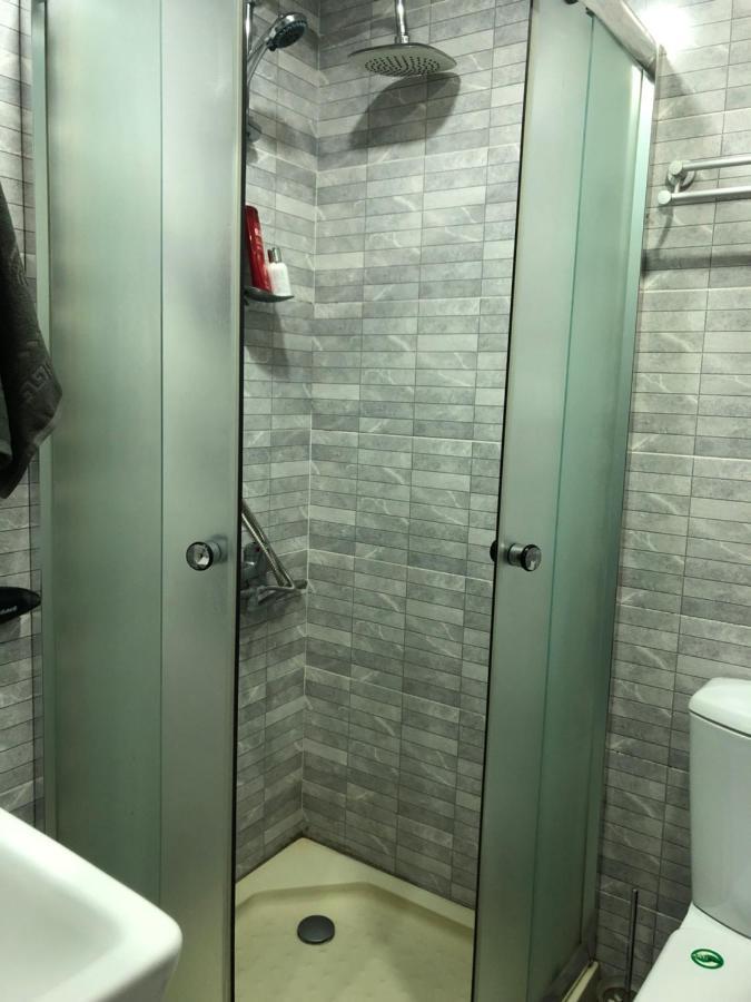 Shartava #1 Appartement Koetaisi Buitenkant foto